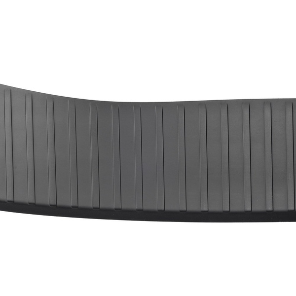 Protector negro en el parachoques trasero Toyota Corolla XII Hatchback (2019-....)