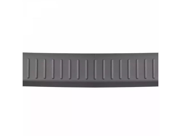 Protector negro en el parachoques trasero Suzuki S-Cross Crossover (2022-....)